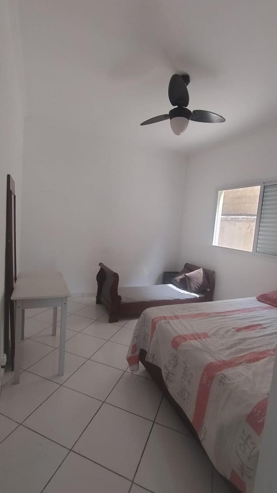 Quarto Em Peruibe Ha 700M Da Praia Luaran gambar